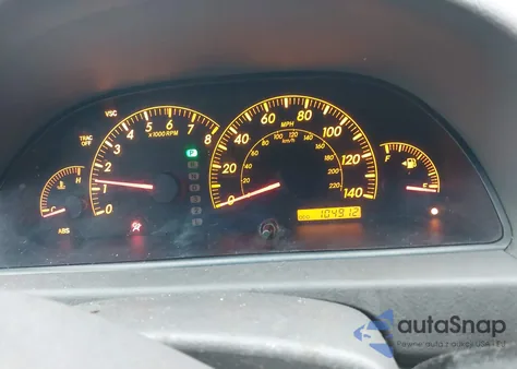 2005 Toyota Camry Xle V6 z USA, uszkodzony, nr VIN 4T1BF30KX5U088061